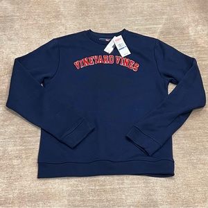 Vineyard Vines crew neck